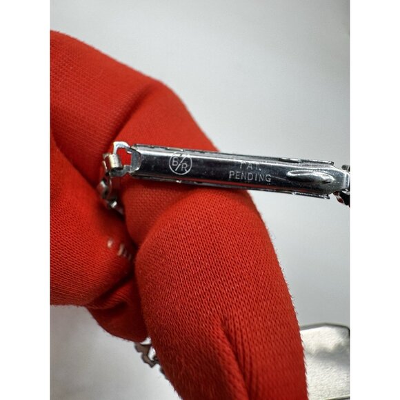 Antique 1930s Bruner Masterbilt Art Deco Swiss Ladies Watch Silver Tone Runs - Picture 10 of 11